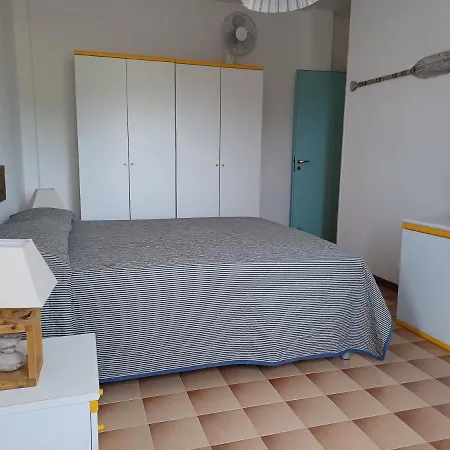 公寓 Casa Pappagallo *